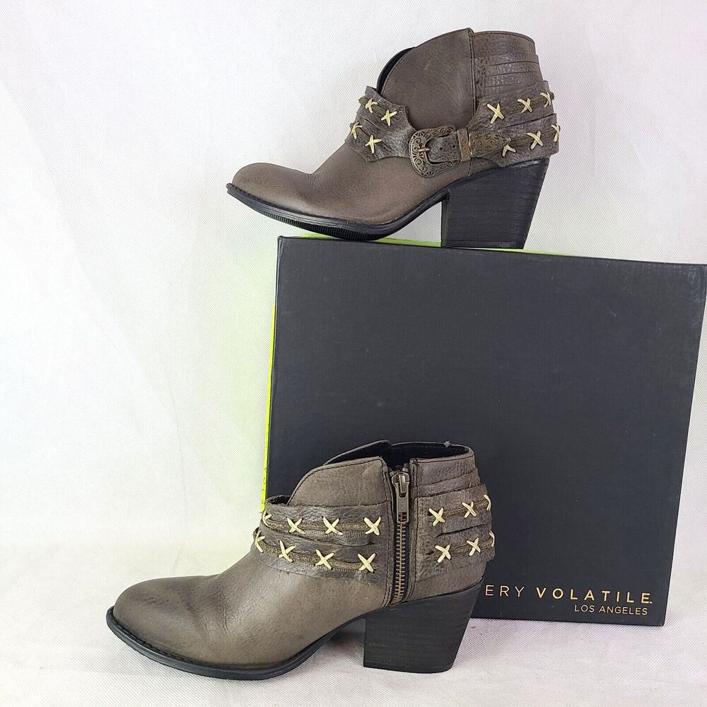 New VERY VOLATILE Women's (7) Charcoal Gray Vesey Western Leather Booties